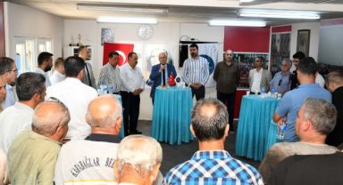 Karabağlar Belediyesi'nde bayramlaşma sevinci