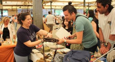 Karşıyaka’da ikinci el eşyalar yeniden hayat buluyor