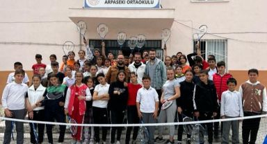 Kınık'ta tenis her yerde projesi