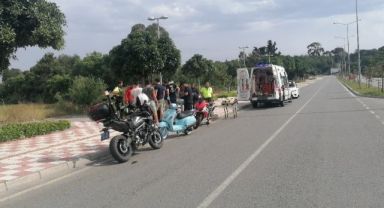 Seyir halindeki motosiklet devrildi: 2 yaralı
