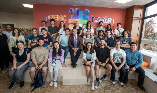 Soyer: Gençlerin öncülüğünde yürüyeceğiz