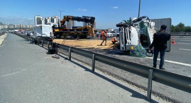 TEM'de trafiği kilitleyen kaza: 1 yaralı