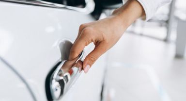 Ticaret Bakanı Bolat: 'İnternet ortamında satılan ikinci el araç fiyatları sıfır araç fiyatını geçemeyecek'