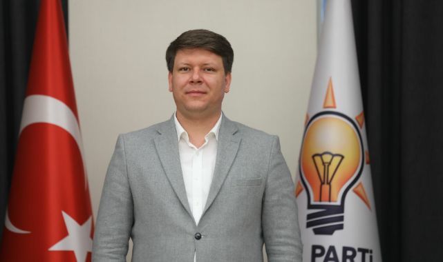 AK Gençlik İzmir’de A kadro değişti!