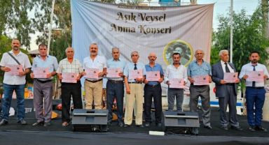 Anadolu’nun aşıkları Veysel aşkına Bornova’da buluştu
