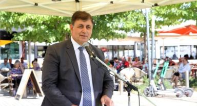 Başkan Tugay, Karşıyaka’yı halkla birlikte yönetiyor