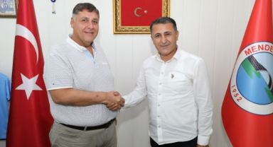Başkan V. Özkan işçinin cebini de yüzünü de güldürdü