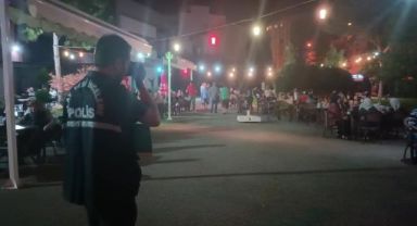 Çay bahçesinde oynayan çocuğa yorgun mermi isabet etti