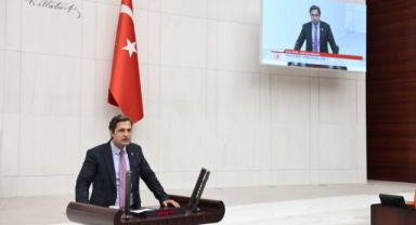 CHP'li Deniz Yücel'den şehir hastanesi çıkışı!