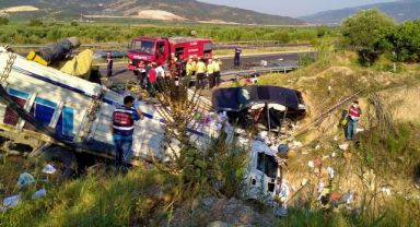 Feci trafik kazası: 2 ölü, 4 yaralı