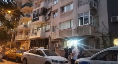 İzmir’de anne ile oğlu evlerinde ölü bulundu