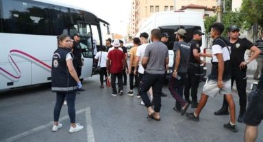 İzmir'de düzensiz göçmen operasyonu