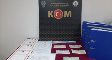 İzmir'de tefecilere polis baskını: 2 gözaltı