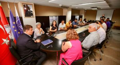 Karşıyaka’da yüzleri güldüren toplu iş sözleşmesi imzalandı