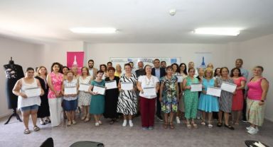 Meslek Fabrikası Narlıdere’de sertifika heyecanı yaşandı