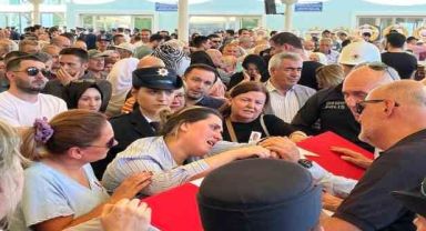 Motosiklet sürücüsünün çarpması sonucu şehit olan polis son yolculuğuna uğurlandı