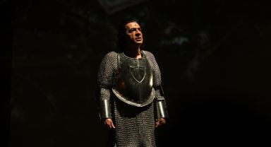 Okan Bayülgen ile “Rıchard”, ilk kez Harbiye Açıkhava’da!