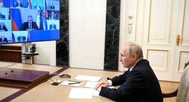 Putin: Polonya’nın batısındaki topraklar, Stalin'in Polonyalılara bir hediyesi