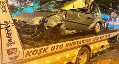 Tırla çarpışan otomobil hurdaya döndü