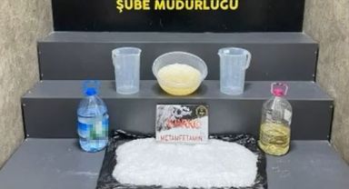 Uyuşturucu operasyonlarında 4 şüpheliden 2’si tutuklandı