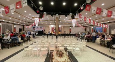 CHP Menemen'de 'kongre' günü: İki adaylı seçim!