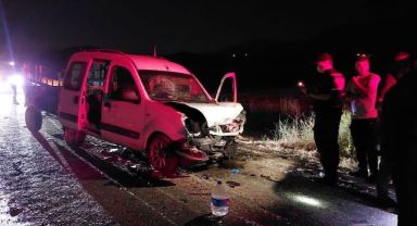 Hatalı sollama kaza getirdi: 2 ölü, 6 yaralı