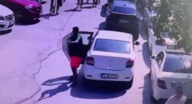 İzmir’de eğlence mekanını kurşunlayan 2 şüpheli yakalandı