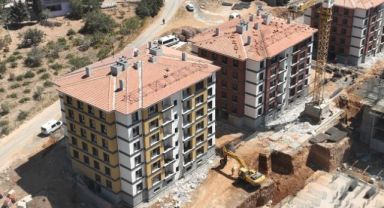 Kahramanmaraş’ta depremzedelerin konutları yükseliyor
