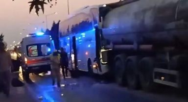 Manisa’da yolcu otobüsü tankere çarptı: 21 yaralı