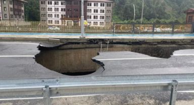 Rize’de şiddetli yağışlar sonrası yol çöktü