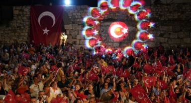 Seferihisar'da Zafer Bayramı coşkusu