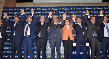 Akşener'den mesaj seli: Özlale İzmir'i kokudan kurtaracak!