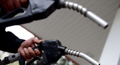 Benzine indirim yolda!