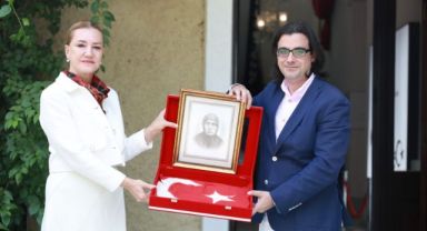DEÜ'ye anlamlı emanet!