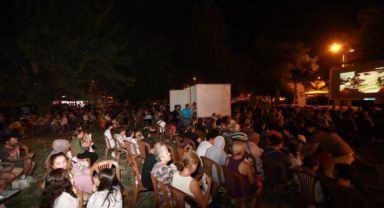 Efes Selçuk'ta anılar sinema ve gazozla canlandı