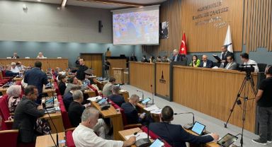 İzBB’nin 300 milyonluk kredi talebine onay!