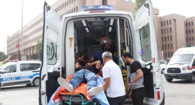 İzmir’de adliye önündeki çatışmada 21 gözaltı