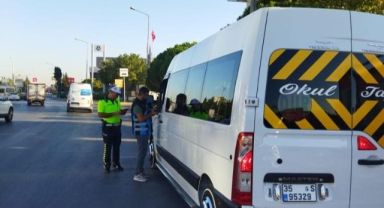 İzmir'de okul servisi denetimlerinde 124 sürücüye ceza