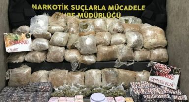 İzmir'de uyuşturucu sevkiyatı operasyonu: 5 tutuklama