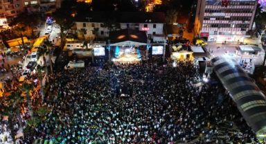Menemen'deki Çömlek Festivali'nde Inna rüzgarı