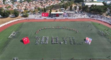 Cumhuriyet coşkusu Urla’nın dört bir yanını sardı