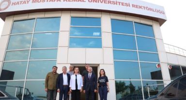 DEÜ, Hatay'da Dokuz Eylül Çarşı Yaşam Alanı'nı kurdu