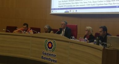 Gaziemir’de bütçe ve performans gerilimi!