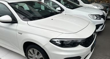 İkinci el otomobilde fiyatlar düşmeye devam ediyor