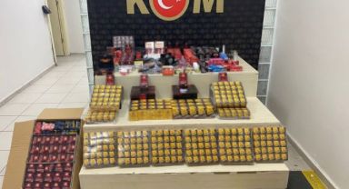 İzmir’de yasadışı tıbbi ürün operasyonu: 25 gözaltı