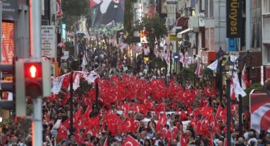 Karşıyaka, Cumhuriyet’in 100. yaşını coşkuyla kutluyor