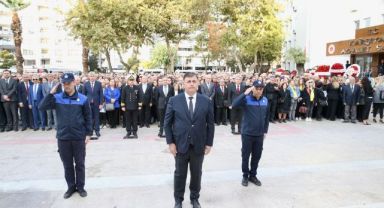 85 yıllık hasretin sirenleri Karşıyaka'nın dört bir yanında duyuldu