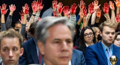 ABD Senatosu’nda savaş karşıtlarından protesto: 12 gözaltı