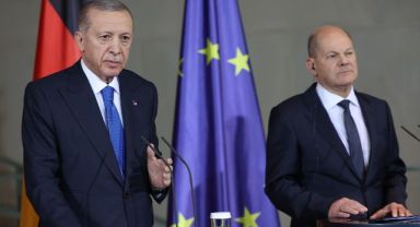 Almanya Başbakanı Scholz: “İki devletli çözüm hedef olmalı”