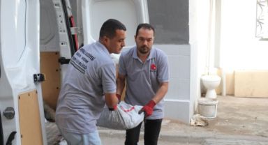 Bayraklı Belediyesi'nden yakacak desteği... Başkan Sandal: Halkımızın yanındayız